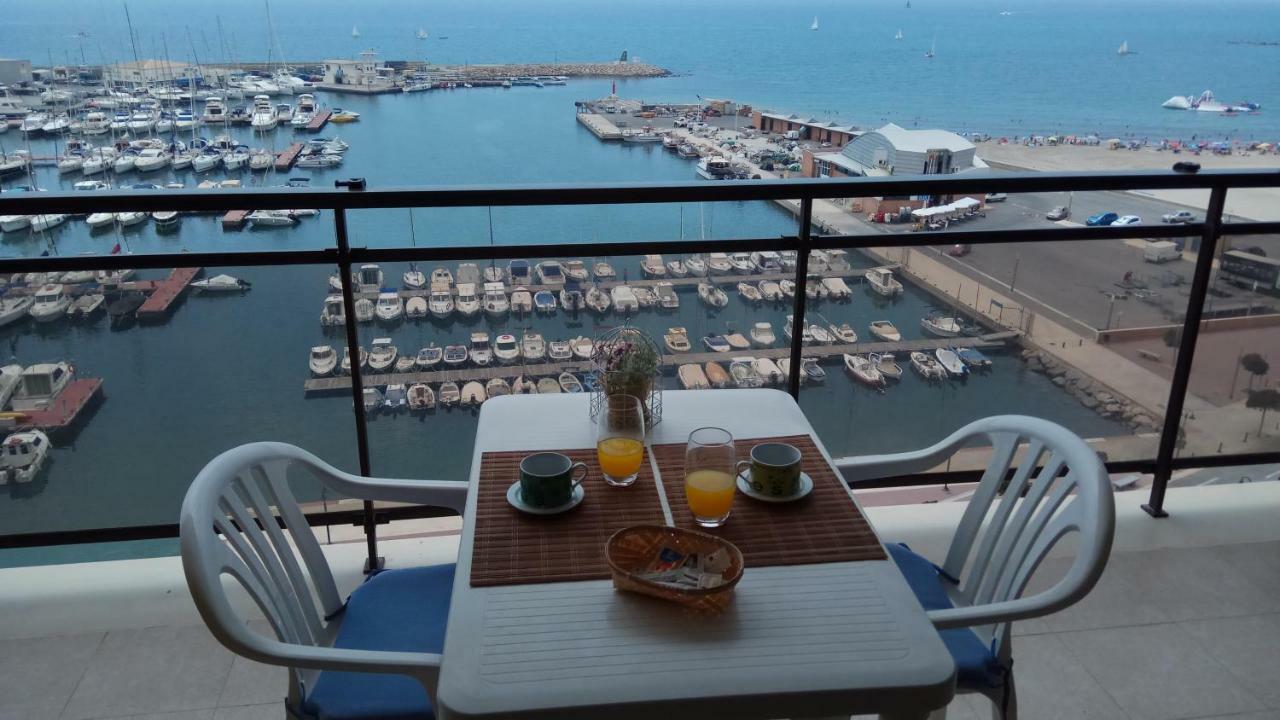 Apartamento Sobre El Puerto Ел Кампело Екстериор снимка